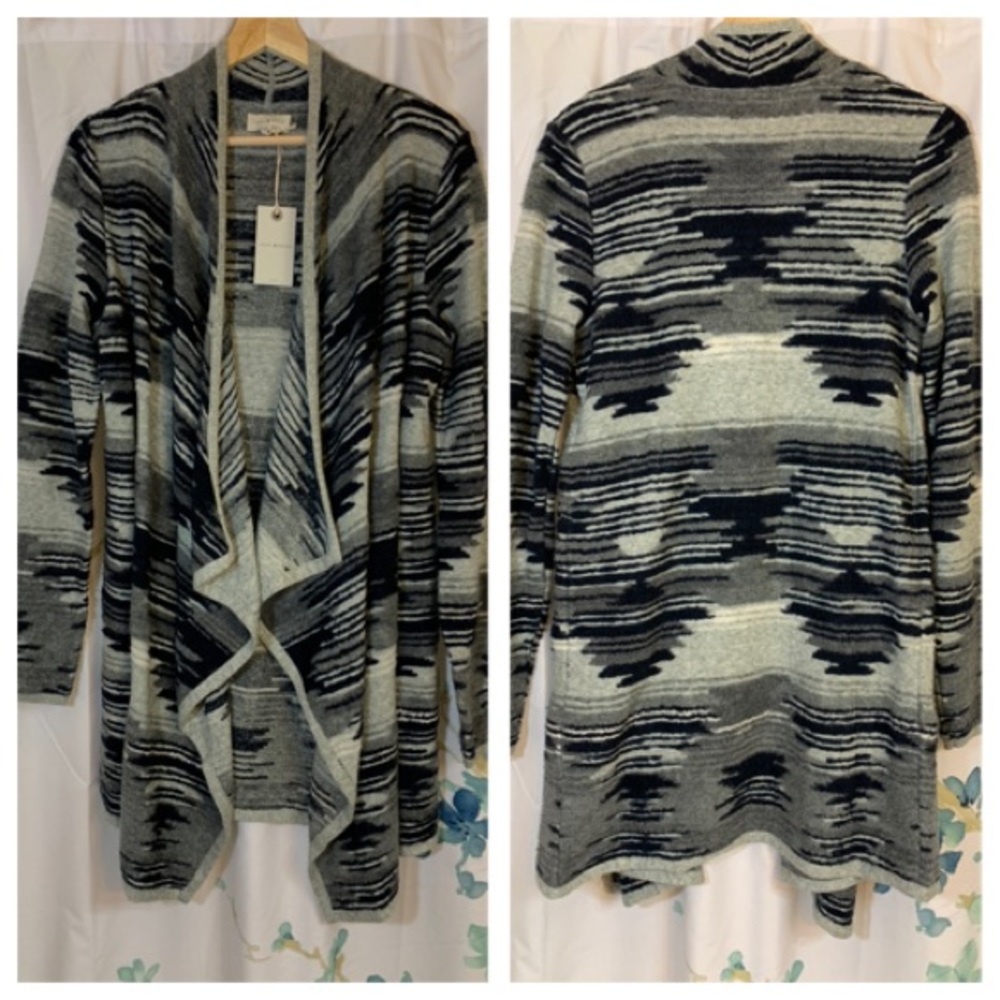 Lucky Brand Pattern Cardigan - Picture 1 of 8